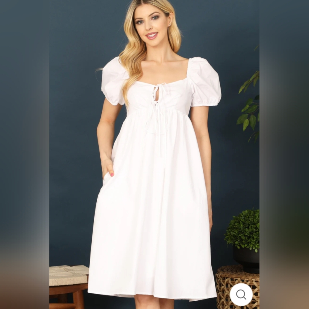 White Dress Puff Sleeve Keyhole Multi-layered Renaissance Spring Wedding Dress - Picture 5 of 6
